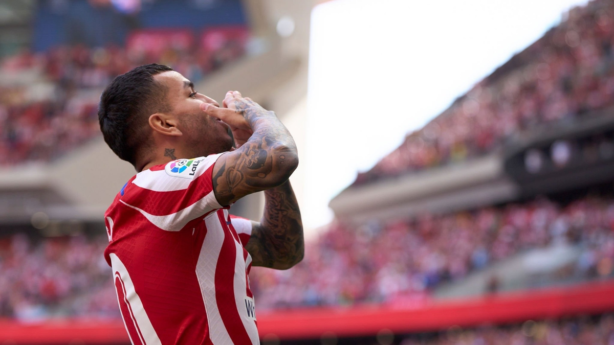 Atlético de Madrid ganó con un doblete de Ángel Correa