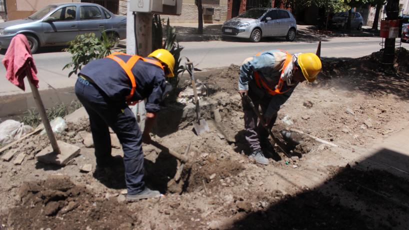 Desbordes cloacales eliminados en Ayacucho al 1000