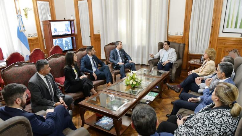 Mansilla recibió al expresidente de Paraguay Federico Franco