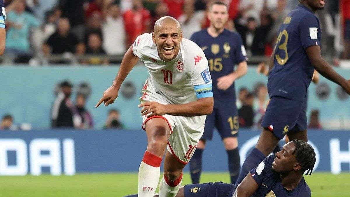 Francia, ya clasificado, perdió 1 a 0 ante Túnez