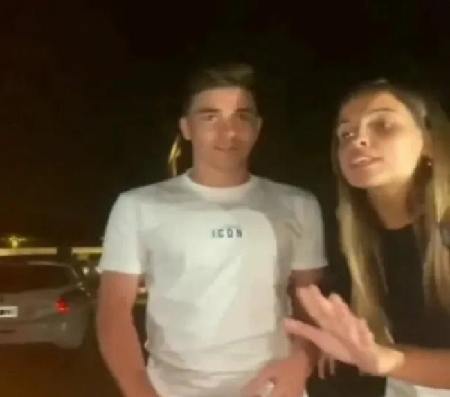 Juntan firmas para que Julián Álvarez se separe de su novia