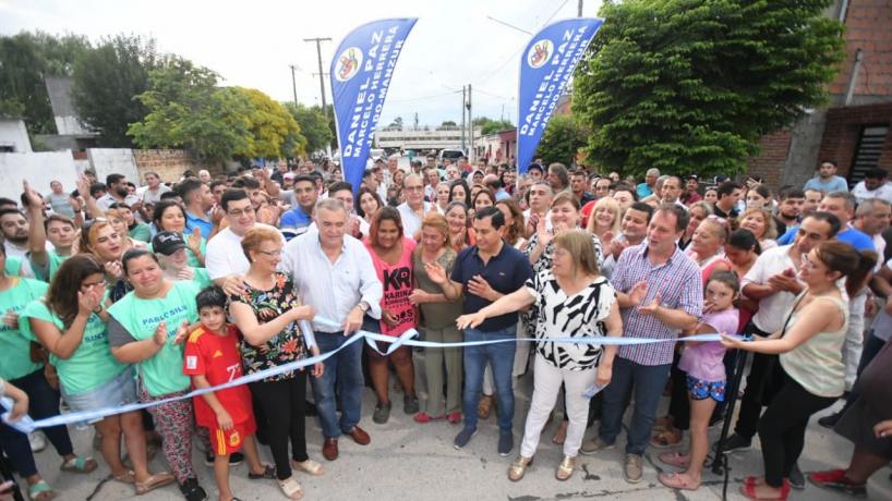 Jaldo inauguró obras de pavimento, iluminación y gas natural en Simoca