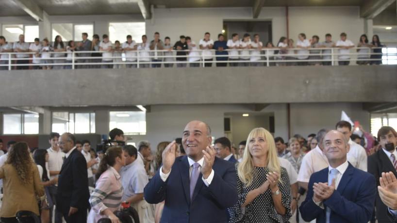 Manzur inauguró un polo tecnológico orientado a la inserción laboral