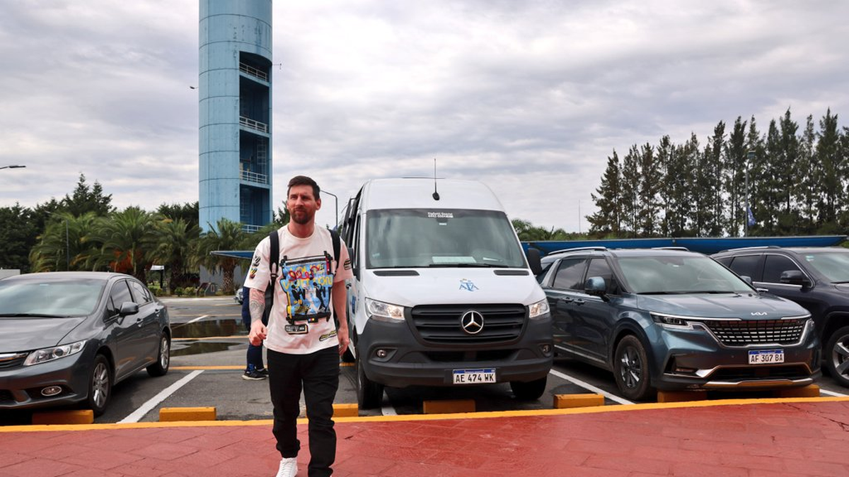 Messi arribó al país y se suma al entrenamiento de hoy