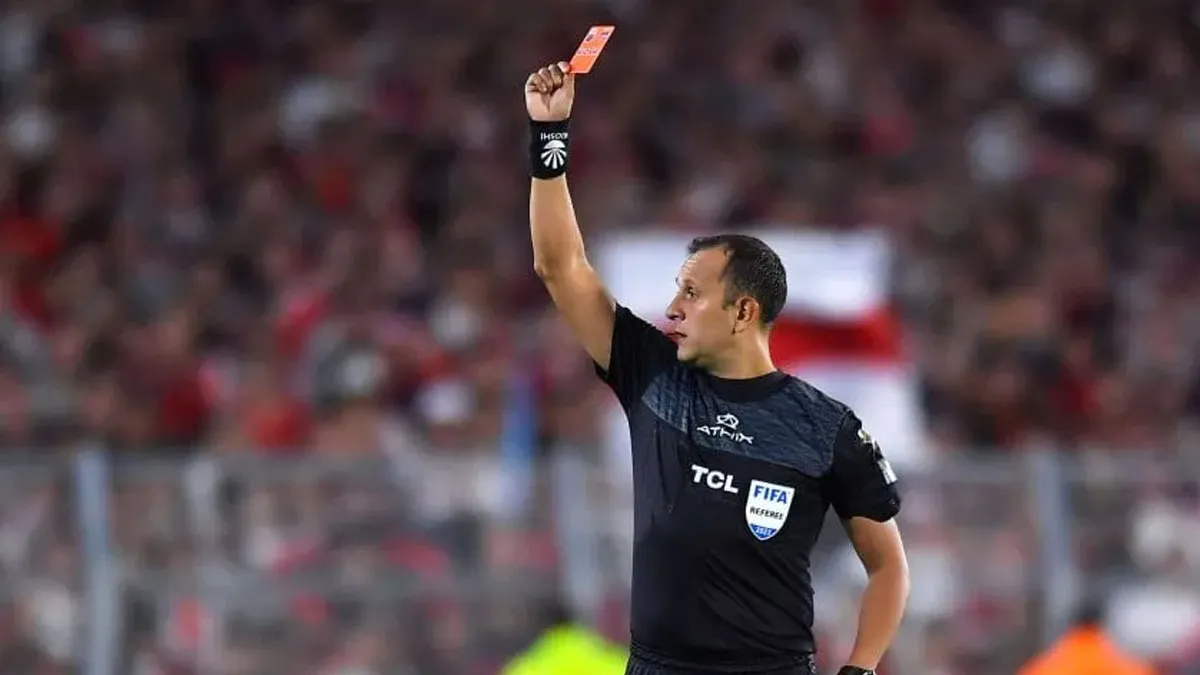 Darío Herrera fue suspendido tras su arbitraje en el Superclásico