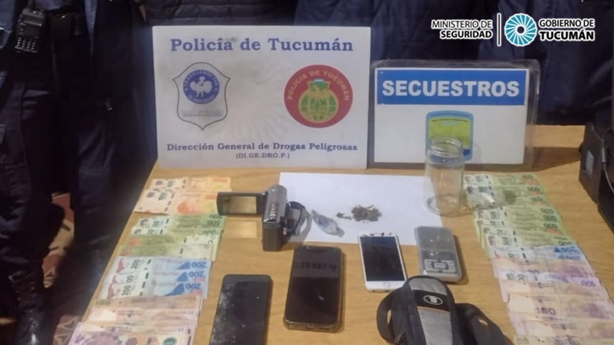 Detuvieron a dos hombres que intentaban vender marihuana