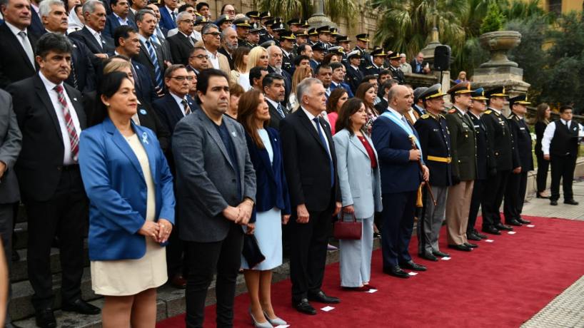 Jaldo celebró el 213º aniversario de la Revolución de Mayo en Plaza Independencia