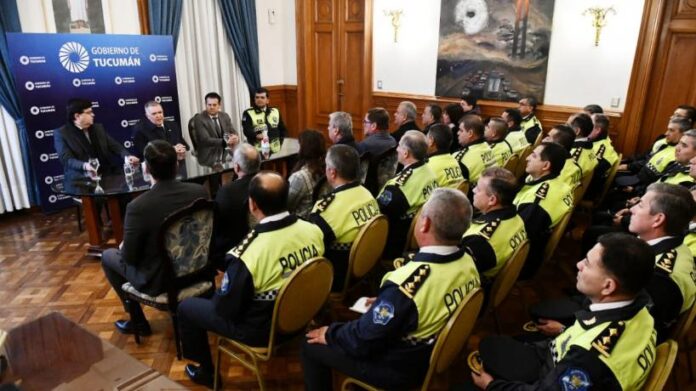 Analizaron procesos administrativos para provisión de combustible para la Policía