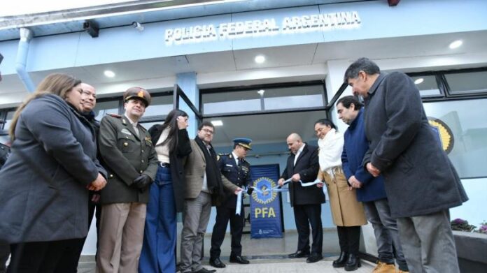 Manzur inauguró la Unidad Operativa de la Policía Federal en