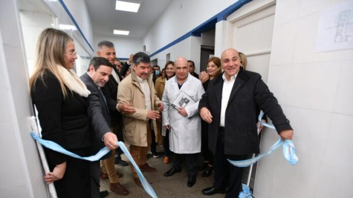 Manzur inauguró la puesta en valor y ampliación del CAPS