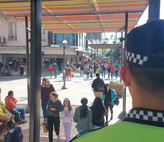 La Policía fortalece la seguridad en zonas comerciales