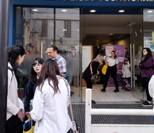Falsa alarma por amenaza de bomba en la escuela Sarmiento