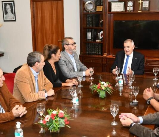 Tras un acuerdo se normaliza el transporte público de pasajeros en la provincia
