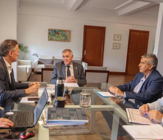 Jaldo se reunió con el ministro Katopodis en Buenos Aires