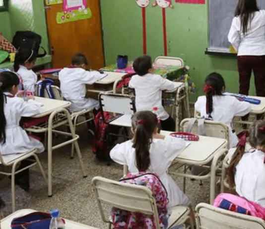El Gobernador confirmó que las paritarias con el sector docente «se inician en febrero»