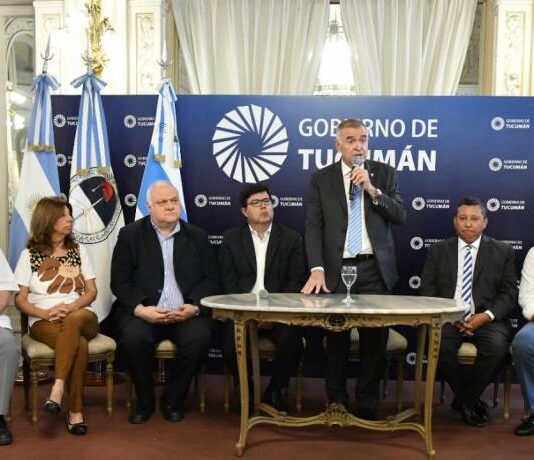 Tras las lluvias, Jaldo se reunió con el Comité de Emergencia
