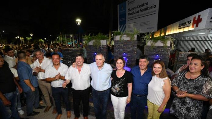 Jaldo inauguró pozos de agua, un hospital modular y una