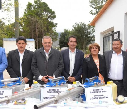Jaldo entregó vehículos y humificadores en los Valles Calchaquíes