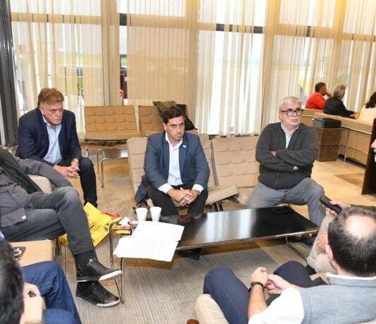 Scioli se reunió con Erroz y Montalván para organizar agenda de gestión