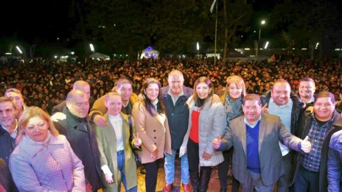 Ante 15.000 personas, Jaldo reconoció el valor de la Feria