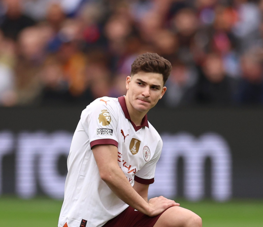 Con Julián como titular, el City venció a Crystal Palace y es líder