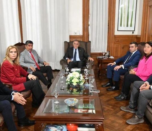 Jaldo y Acevedo dialogaron con bloques legislativos radicales