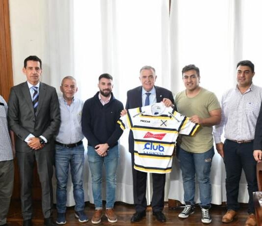 El Gobernador recibió a los ganadores del Torneo Regional del NOA
