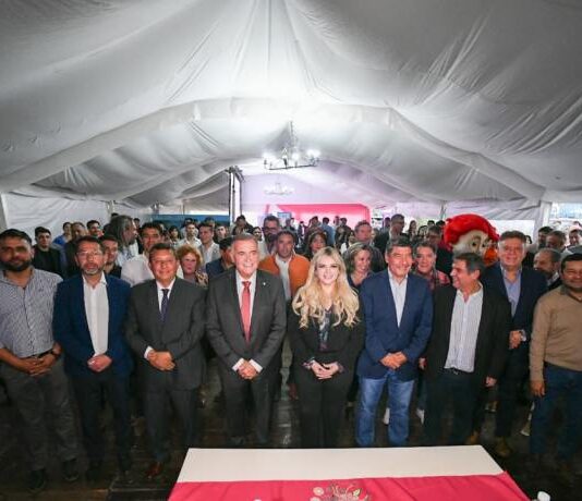 Jaldo encabezó la inauguración de la 13° edición de la Expo Lules Productivo