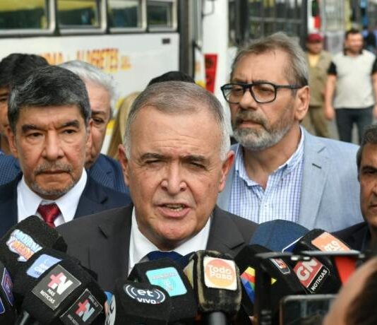 Jaldo: “No se debe ni se puede cortar ninguna calle en Tucumán”