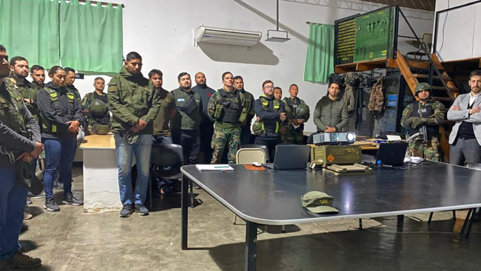 citan a indagatoria a gendarmes y civiles detenidos