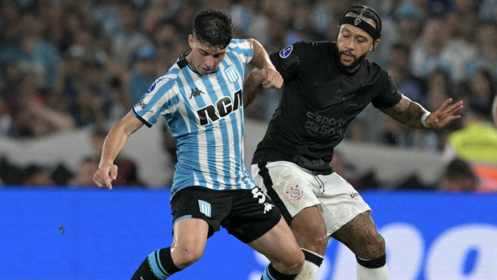 Racing le ganó a Corinthians y se metió en la