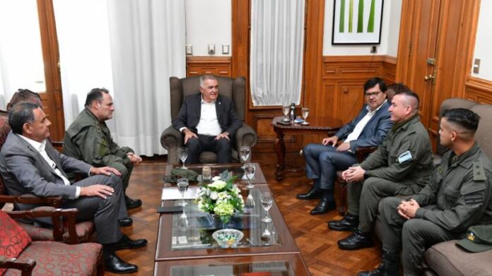 El Gobierno y Gendarmería Nacional lanzan proyecto de formación para