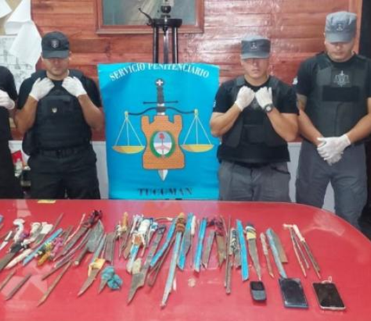 Cárcel de Villa Urquiza: decomisan puntas y celulares