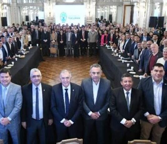 “El Gobernador nos pidió seguir llevando soluciones a la gente”, sostuvo Abad