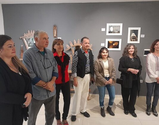 El Grupo Unidos por el Arte habilitó su impactante muestra visual «Miradas»