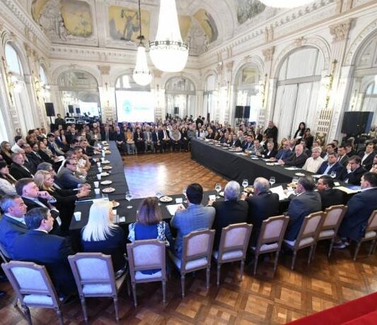 Jaldo y su gabinete ampliado evaluaron el avance de las tareas en todas las áreas