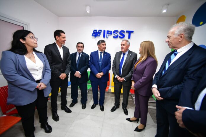 Jaldo inauguró nuevos consultorios en el IPSST que beneficiarán a 350 mil afiliados