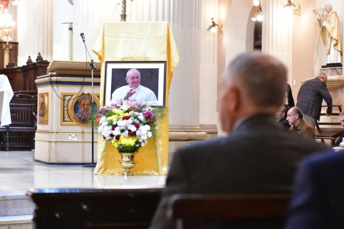Jaldo participó de la misa en memoria del Papa Francisco