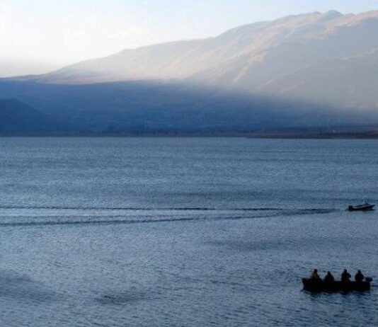 Habilitan permisos provisorios para pesca deportiva en el Dique La Angostura