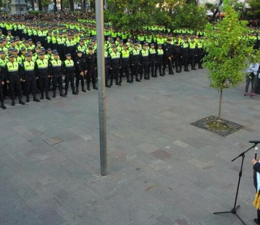 El gobernador tomó juramento a 937 nuevos policías transitorios