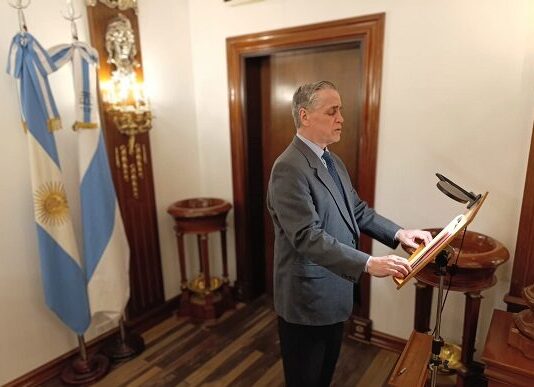 La Sala Lazarte presentará obras de Gladys Abilar, Vinicius de Moraes y Antoine De Saint-Exupéry