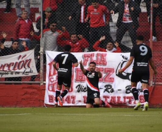 El Santo tucumano va por la recuperación ante Ferro en Caballito