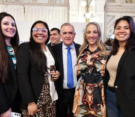 «Queremos que todos tengan las mismas posibilidades de acceso a la información», dijo Jaldo