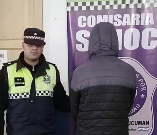 Un hombre fue detenido tras atropellar a dos personas