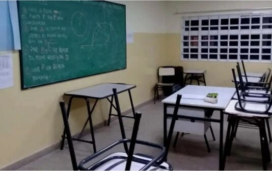 Por la ola de frío polar mañana no habrá clases en el sector público y privado