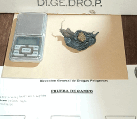 secuestran drogas y una balanza de precisión en operativo policial