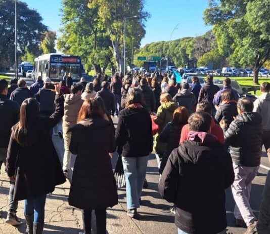 Trabajadores del INTI, en alerta: les anunciaron que sale el decreto que diluye el organismo
