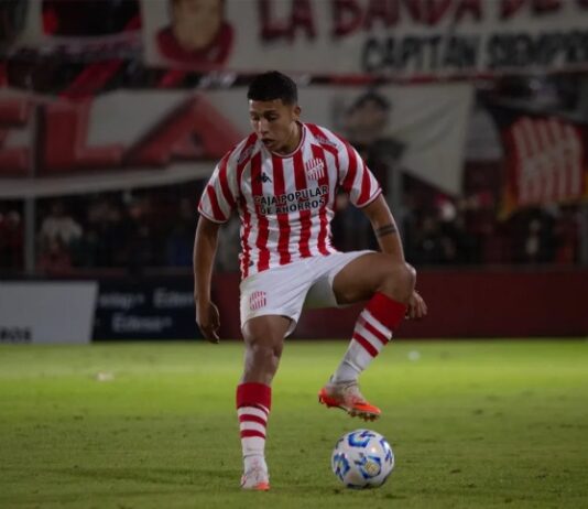 San Martín de Tucumán juega un duro partido en Santiago frente a Güemes