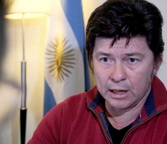 Lisandro Almirón: “Se rompió el acuerdo porque el candidato es el hermano del gobernador y eso consolidó la idea de feudo”