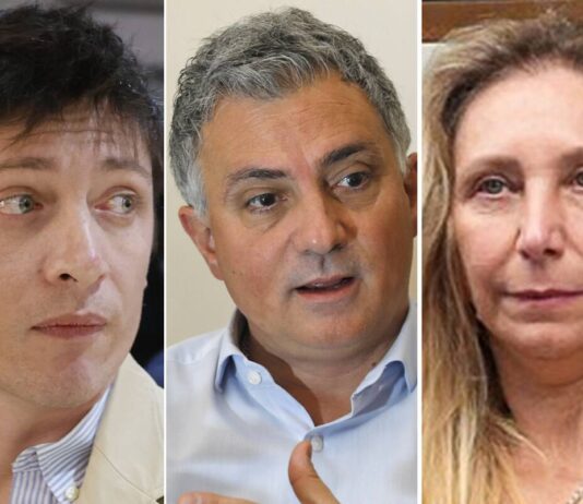 “Celestiales” y “territoriales” se unen para armar la campaña en la provincia, con Santiago Caputo en la mesa chica